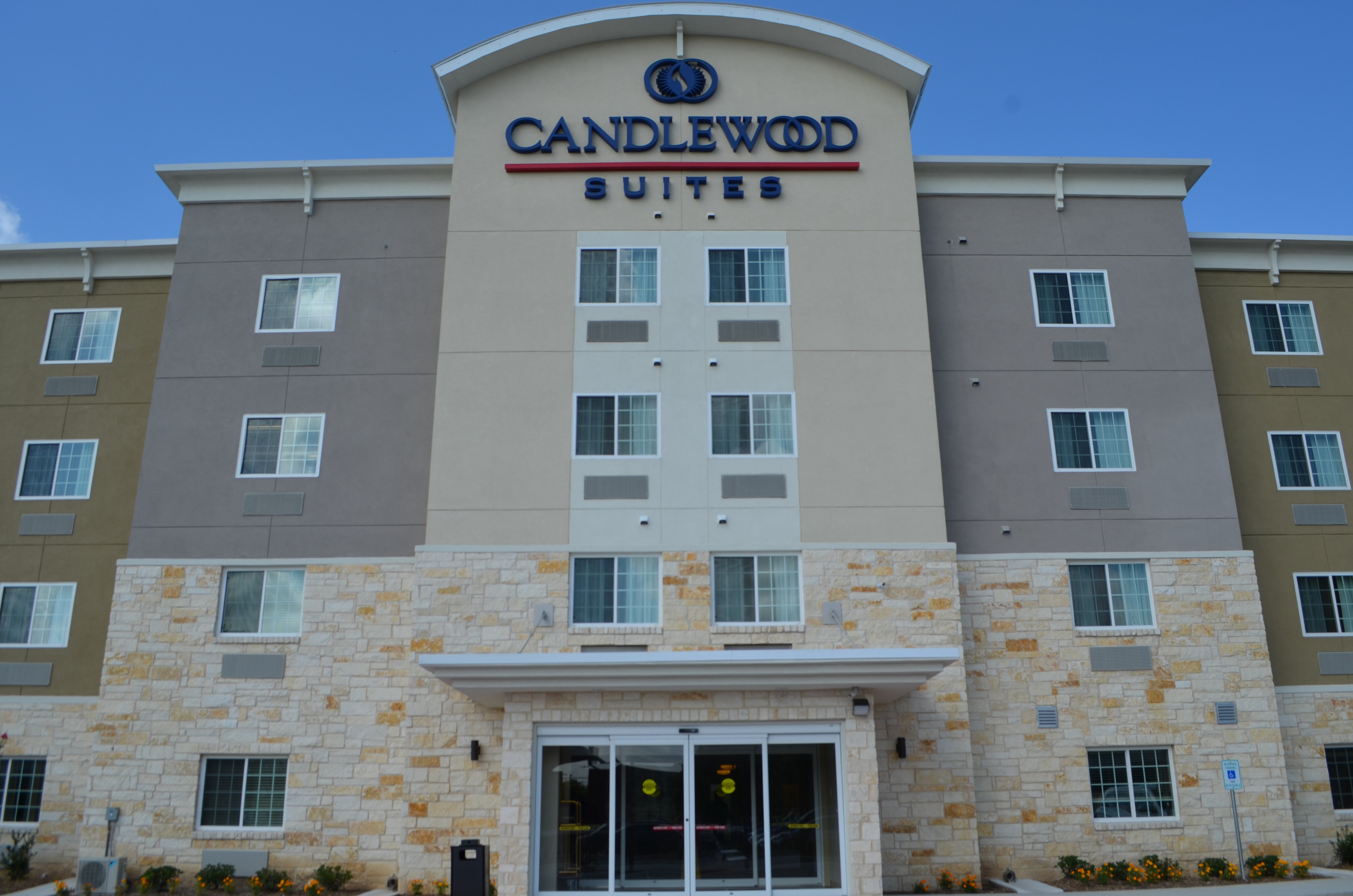Candlewood Suites SAN ANTONIO AIRPORT 2/45