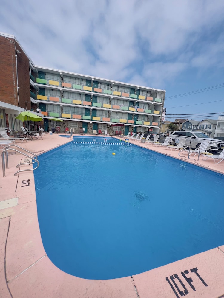 Skyview Manor Motel 12/54