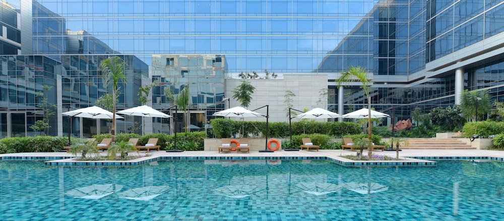 Andaz Delhi, by Hyatt 77/82