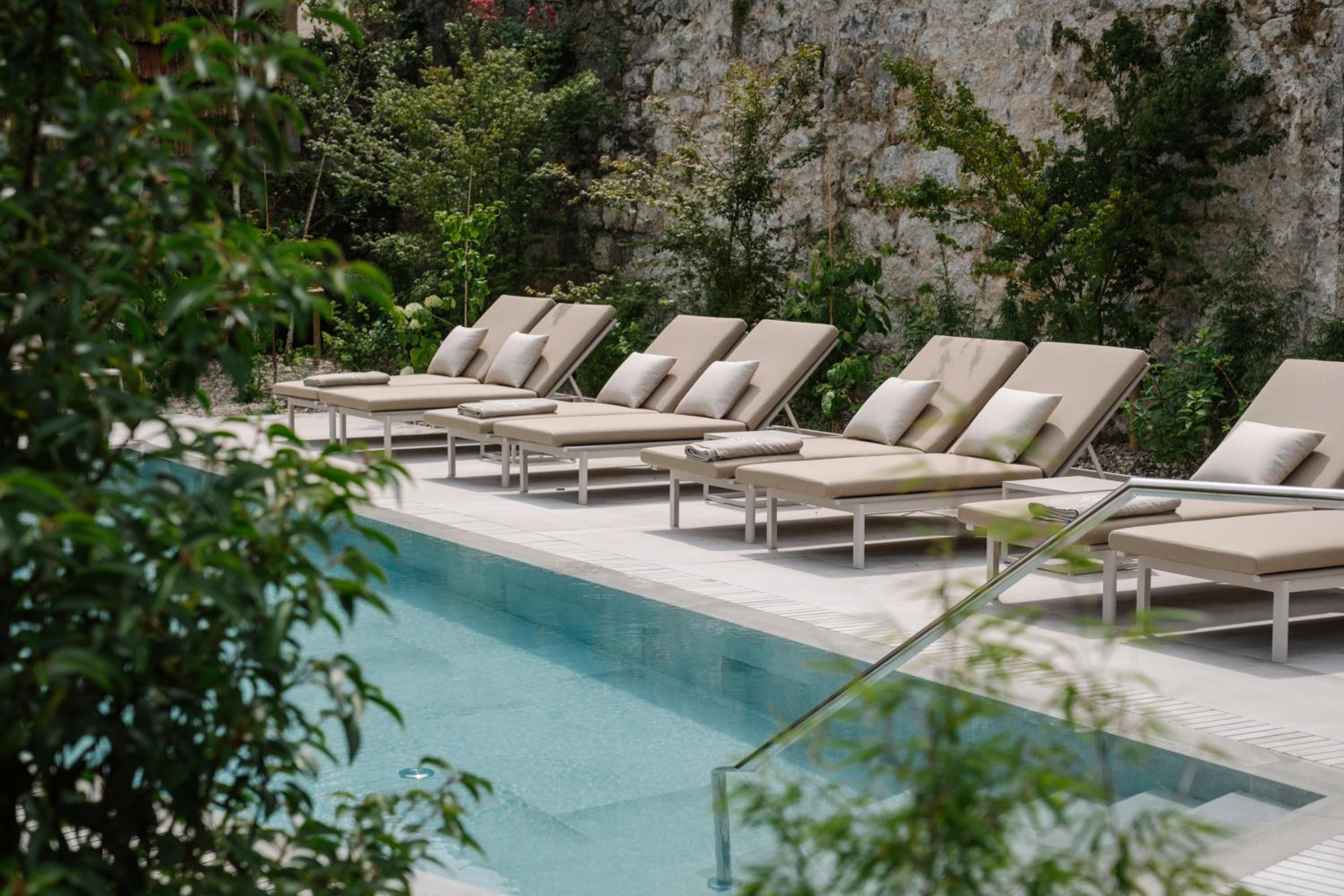 Hotel Rhin Garden 53/60