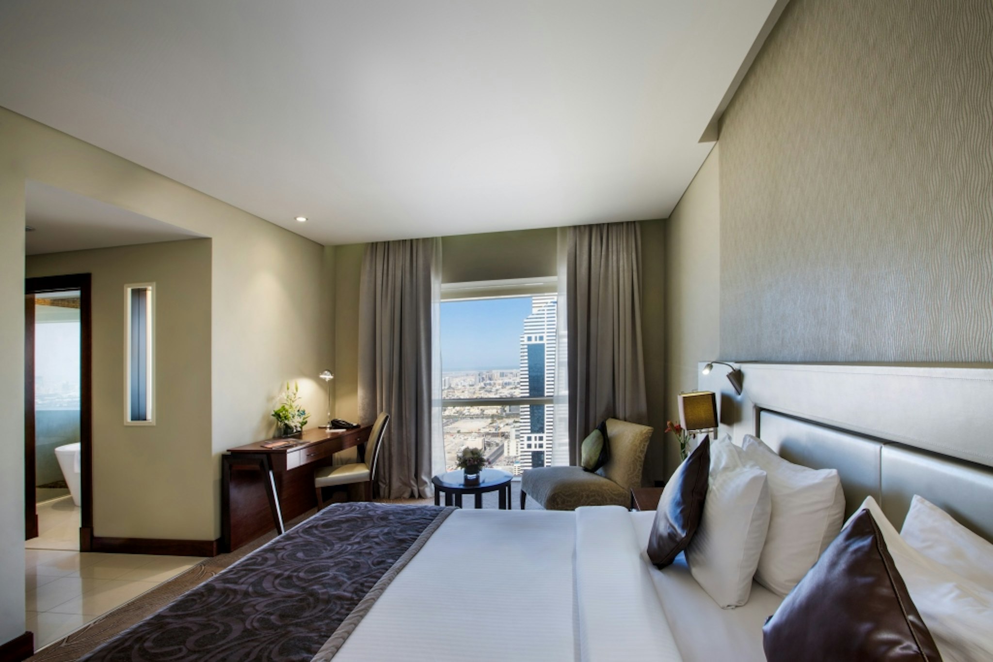 The Tower Plaza Hotel Dubai 15/84