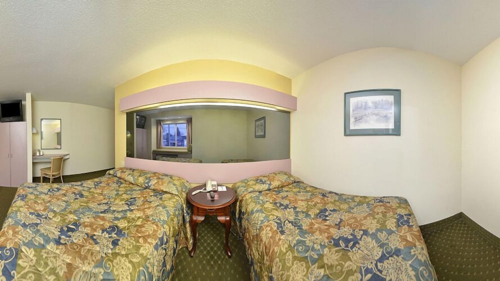 Americas Best Value Inn East Syracuse 16/23