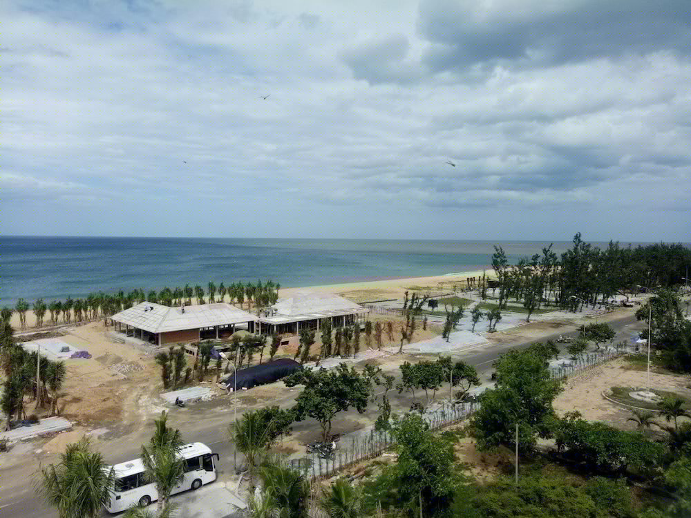 Sala Tuy Hoa Beach 38/50