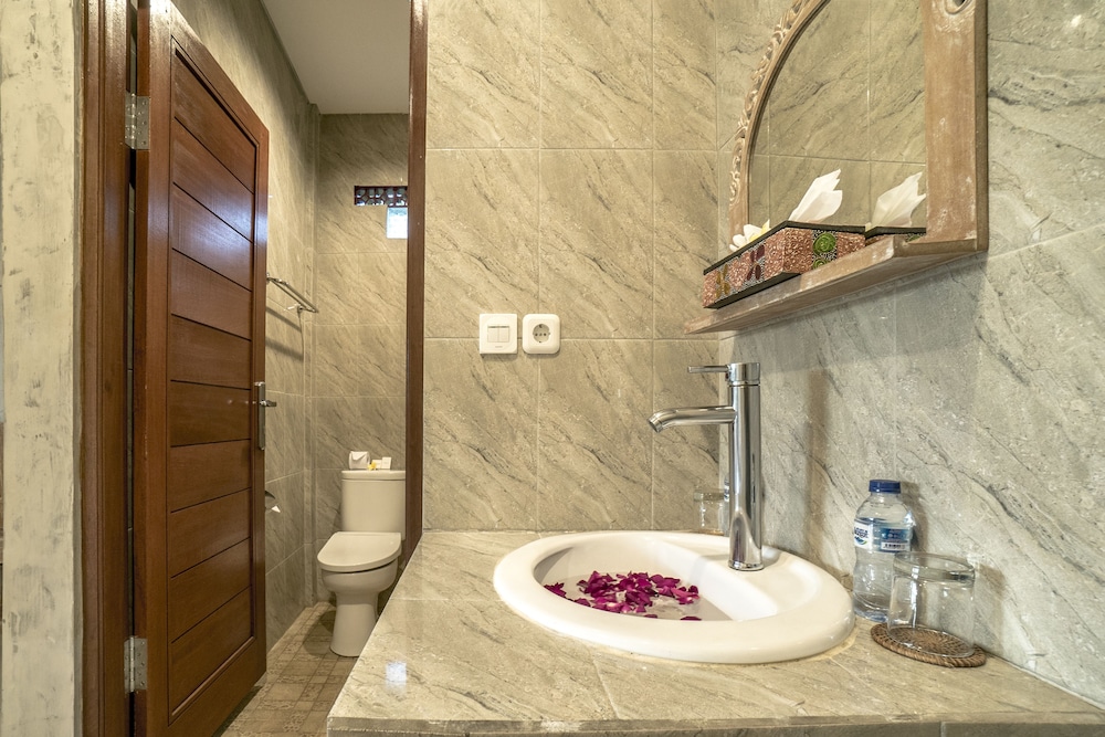 Adi Bisma Inn 19/31