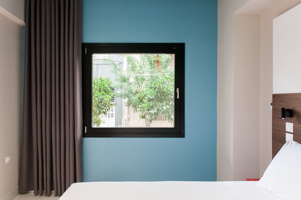 Greece U Around Athens Thissio Suites 14/50