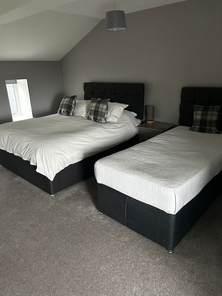Chevin End Guest House 8/50