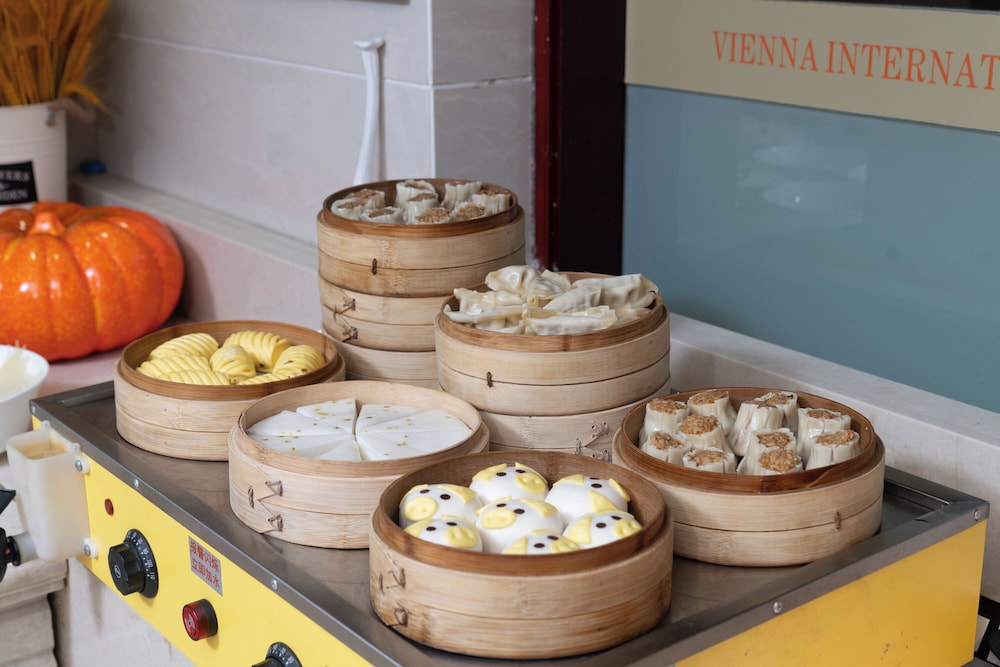 Vienna International Hotel (Shanghai Pudong International Airport Branch) 25/49