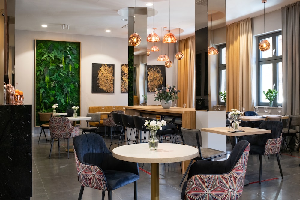Xerion Hotel 41/50