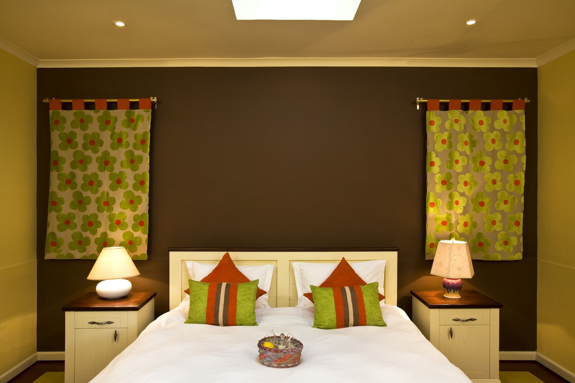 LADY HAMILTON, COTTAGE, SUITE, DOUBLE BED