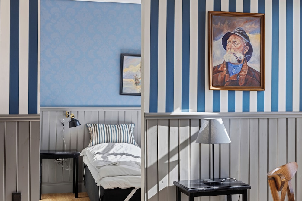 Lokken Badehotel 4/49