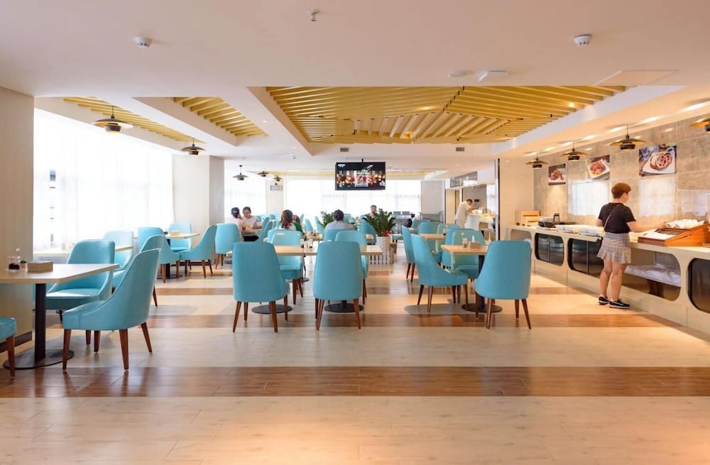 Howard Johnson by Wyndham Life Changrong 21/25
