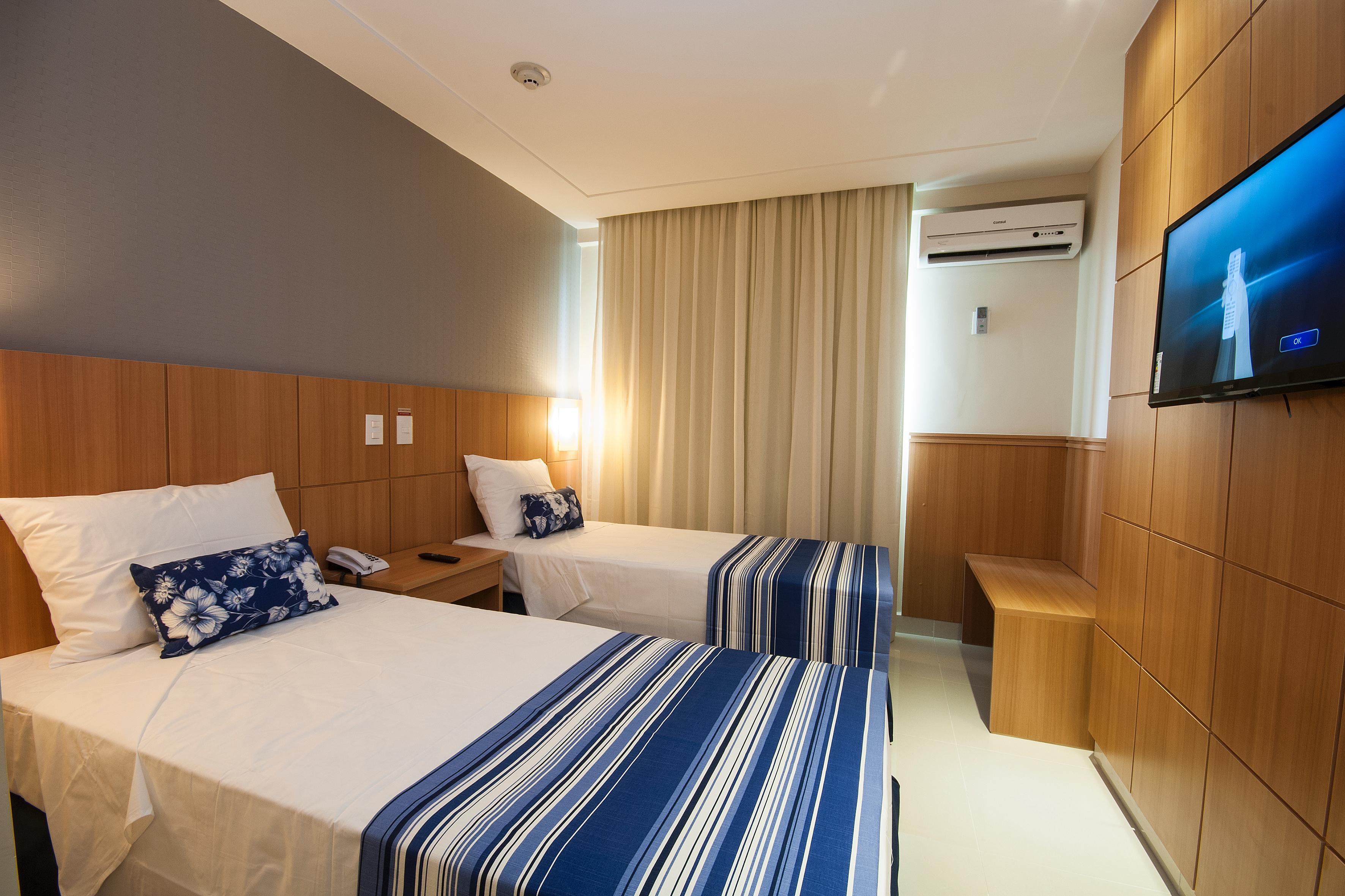 Luxury, Twin Beds