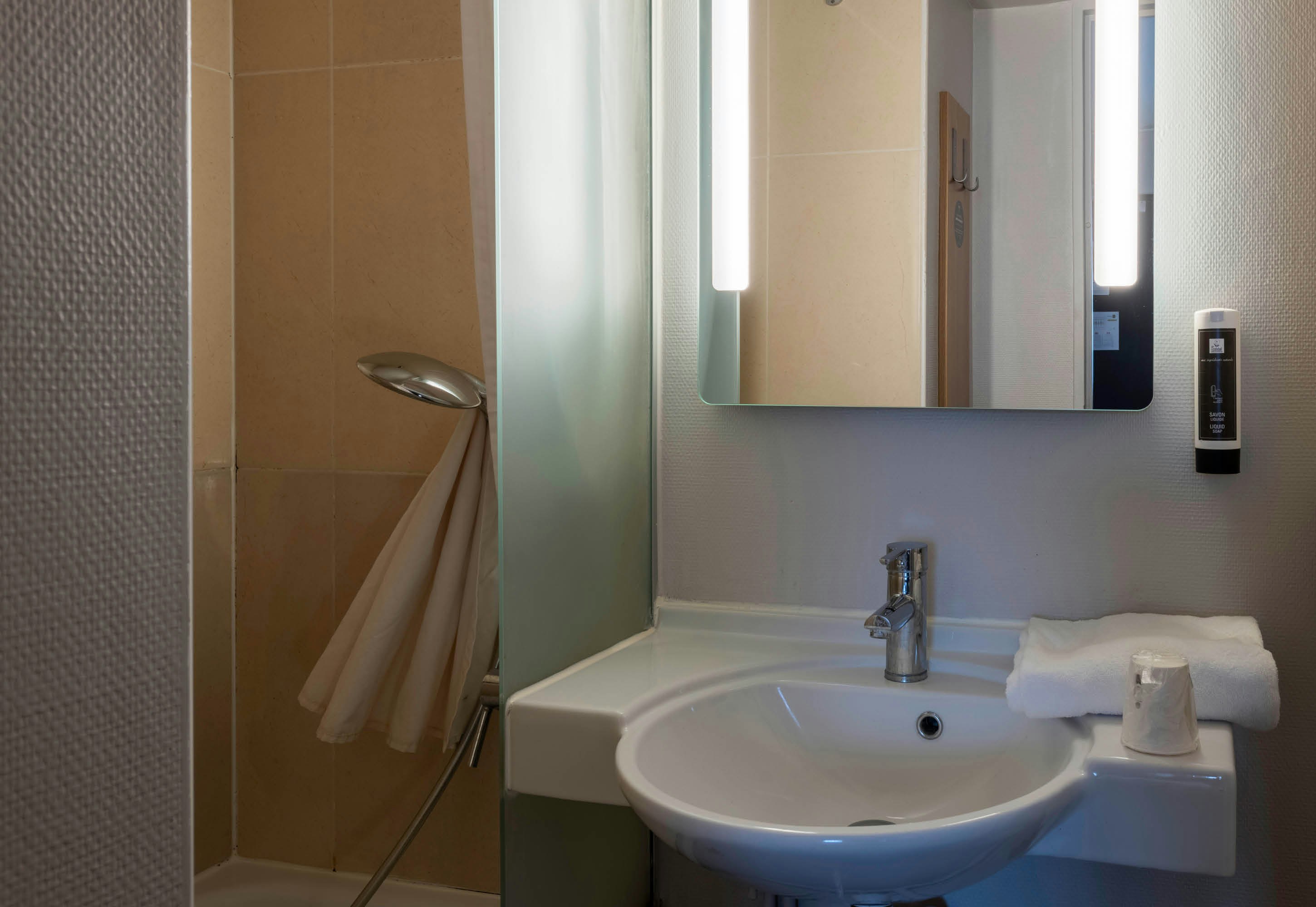 B&B HOTEL Amiens Longueau 34/35