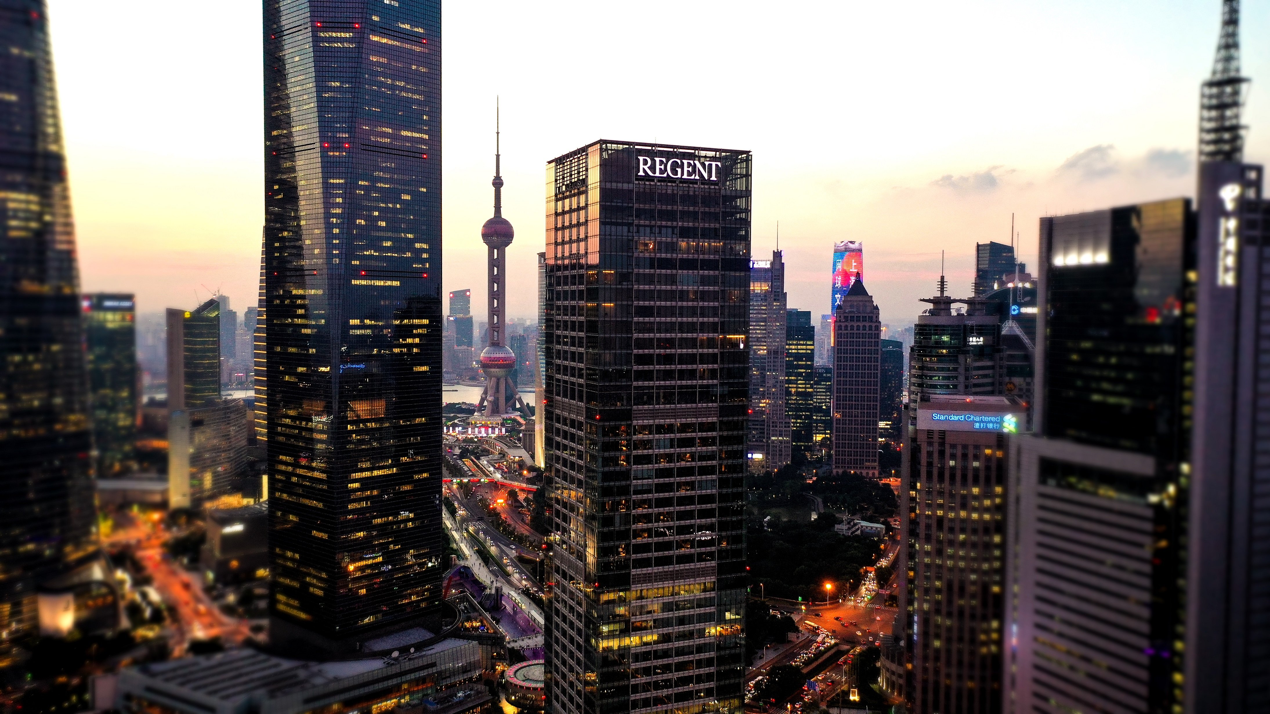Regent Pudong Shanghai 79/84