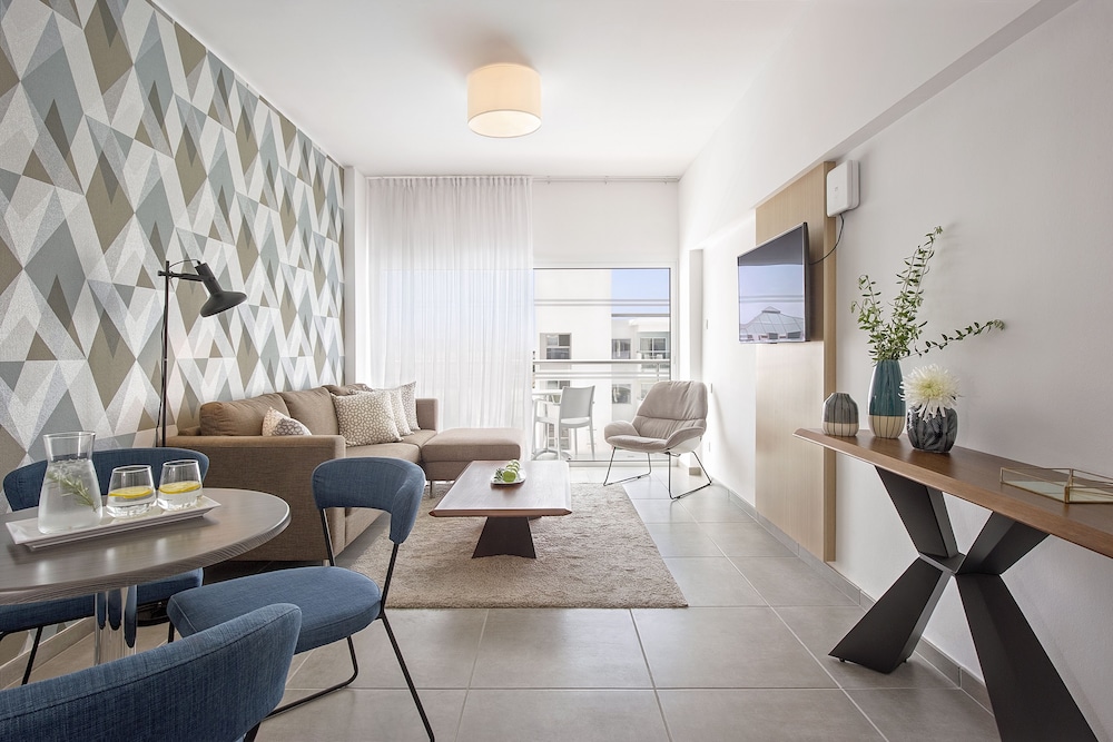 SOFIANNA RESORT AND SPA 55/77