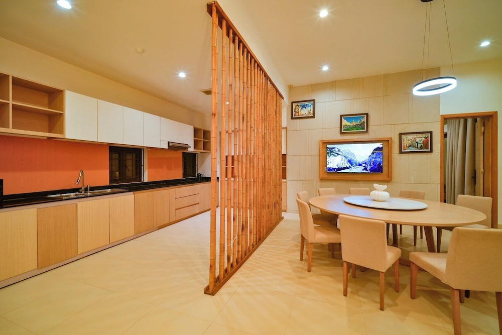 Mercury Phu Quoc Resort & Villas 62/63
