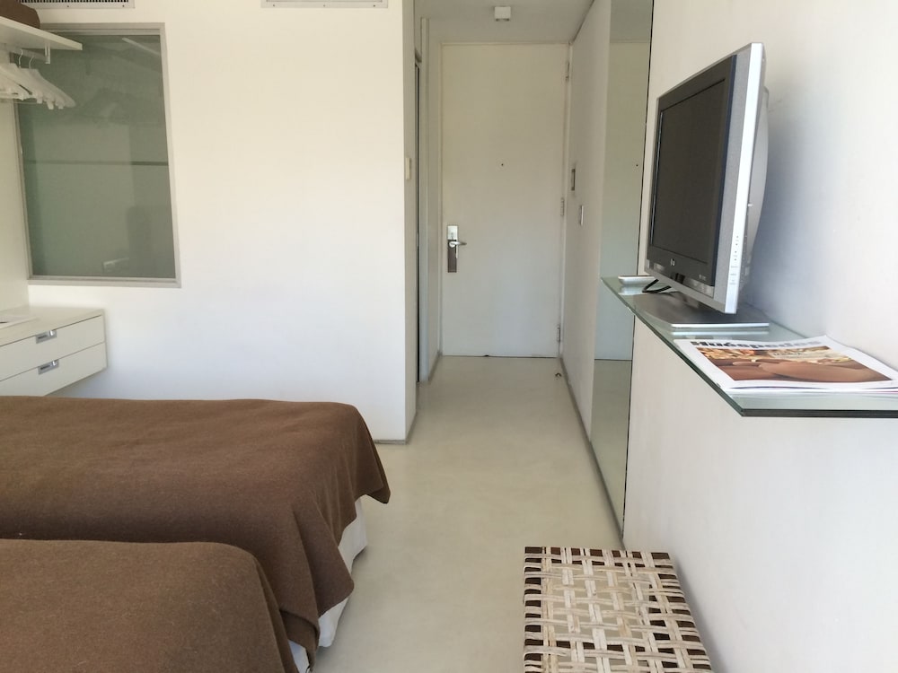 Design Ce Hotel De Diseno 18/74