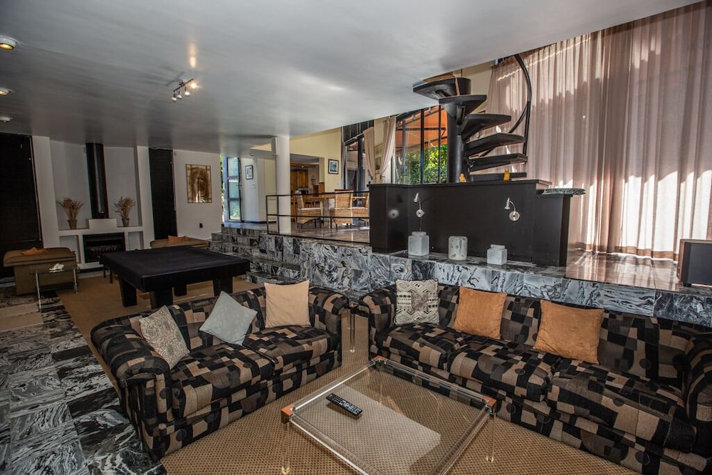 Constantia Vista 34/50