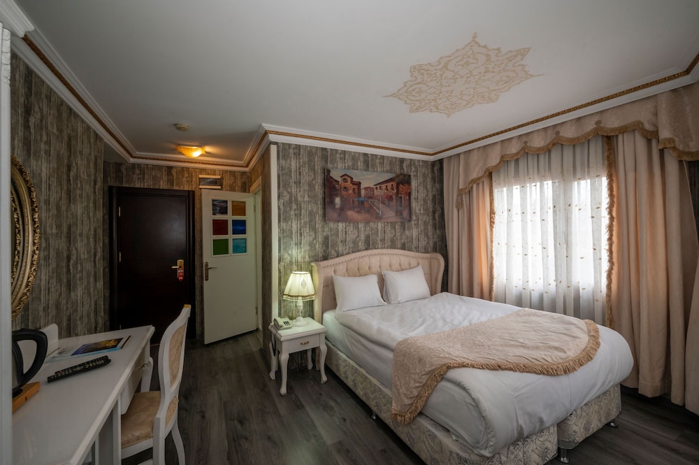 Fuat Bey Palace Hotel 18/44
