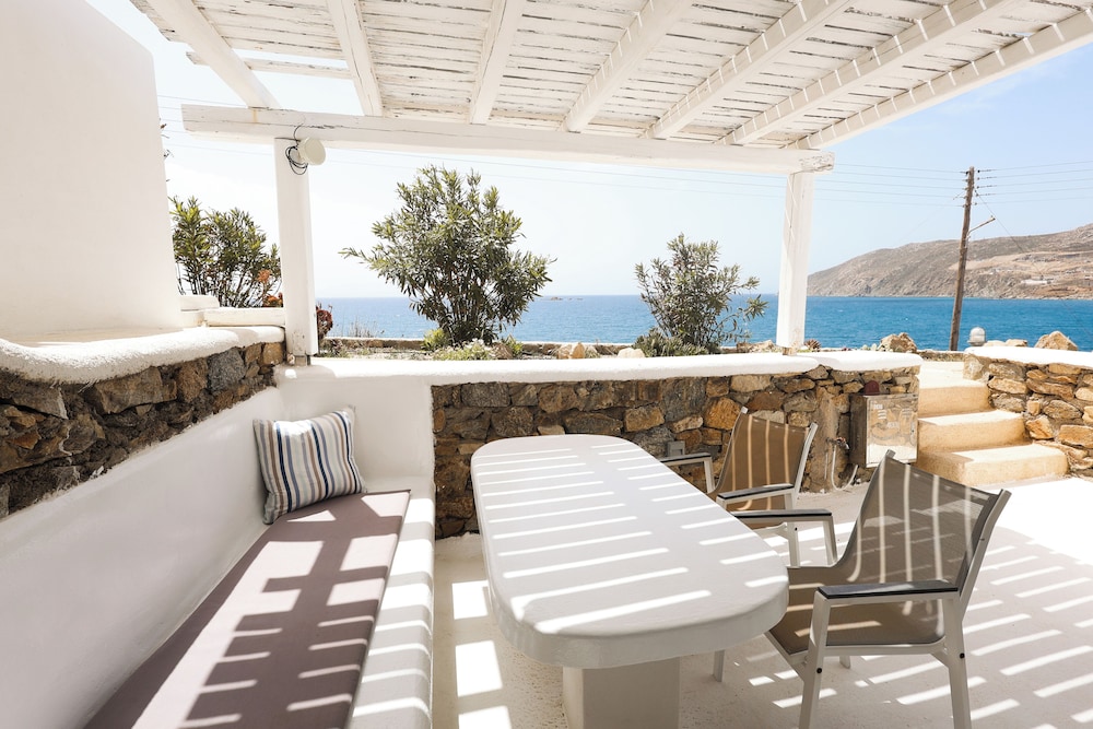 Mykonos Pantheon 39/50