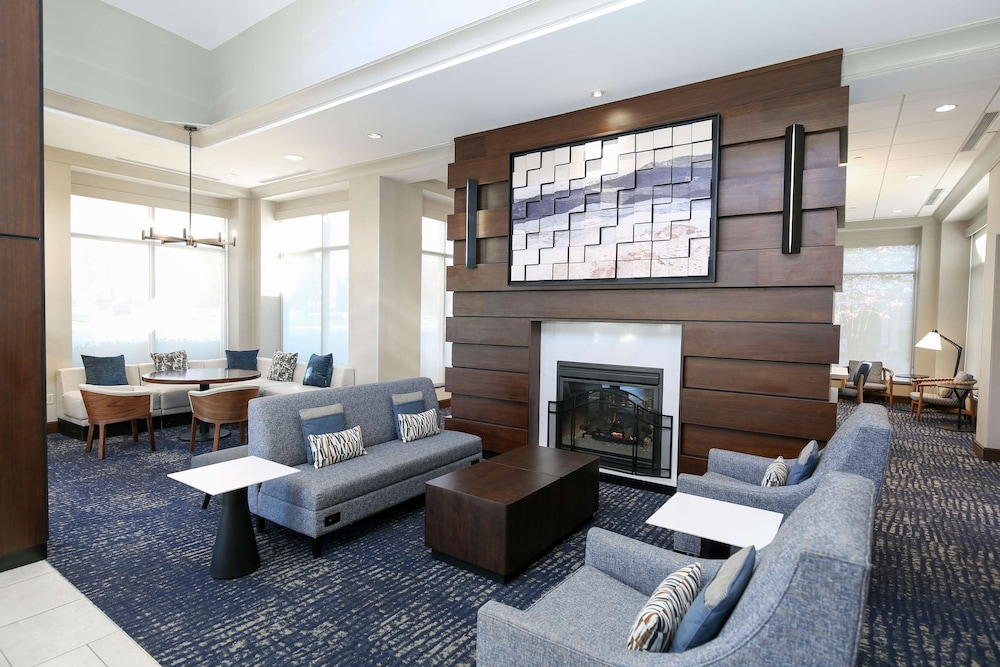 Hilton Garden Inn Melville 35/69