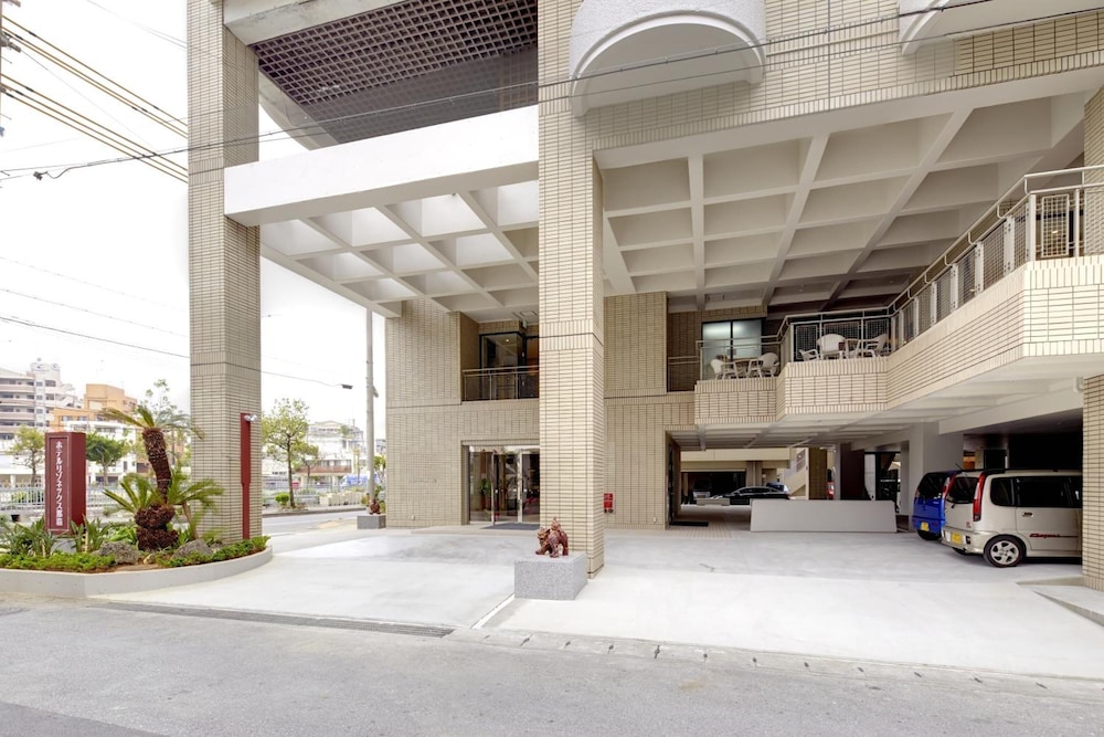 Hotel Resonex Naha 31/34