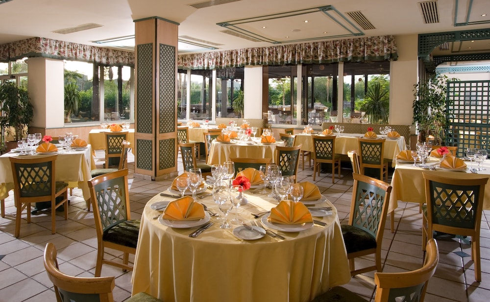 restaurant-cafeteria