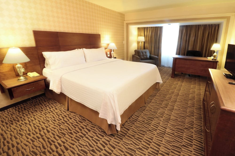 Premium, King Bed