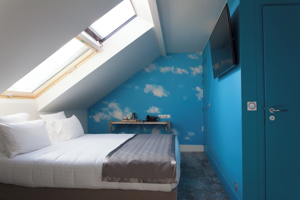 COMFORT HOTEL SIXTEEN PARIS MONTROUGE 32/67