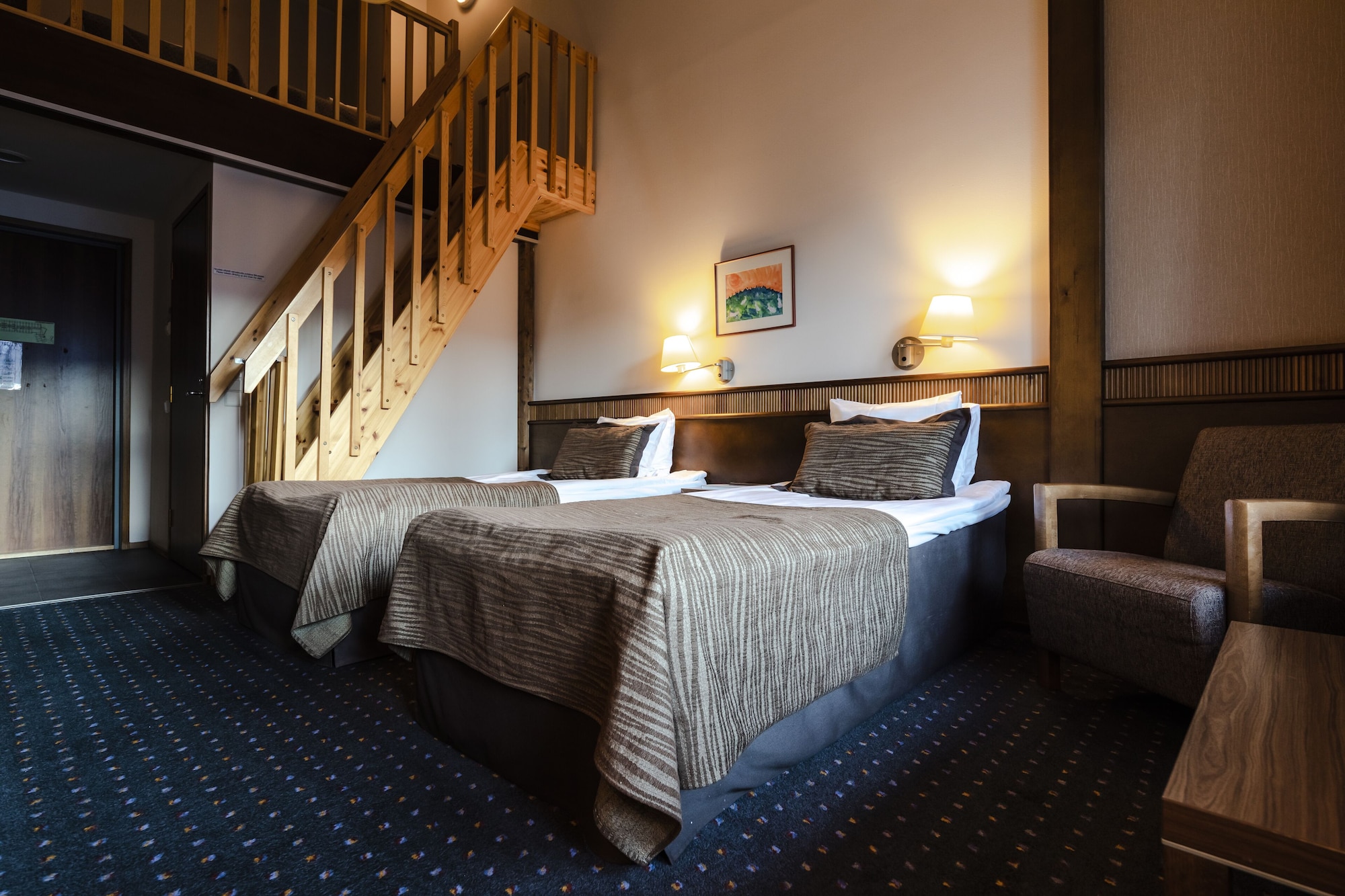 1 Bedroom, Superior, Suite, Twin Beds, Mountain View, Sofa, Sauna