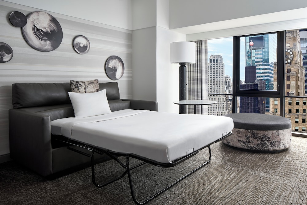 ROOM, 2 DOUBLE BEDS, TIMES SQUARE VIEW, ACCESSIBLE