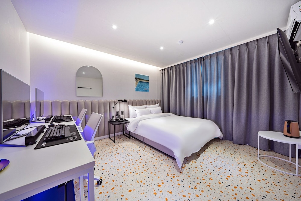 Knock In Hotel Daejeon by ANNK 20/48