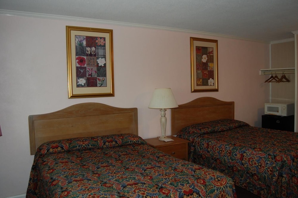Sea Breeze Inn Ocean City 19/24