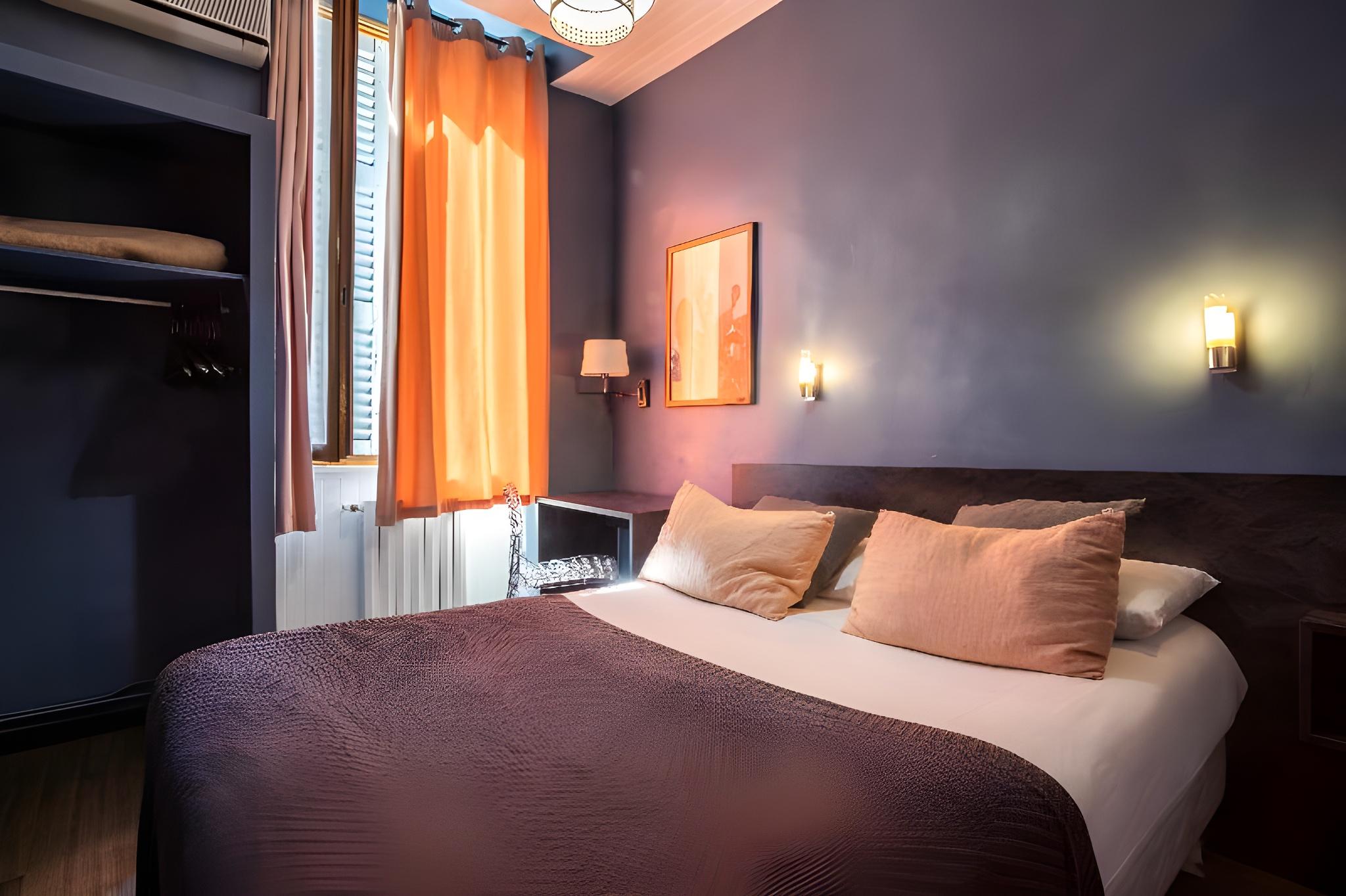 Comfort, King Bed
