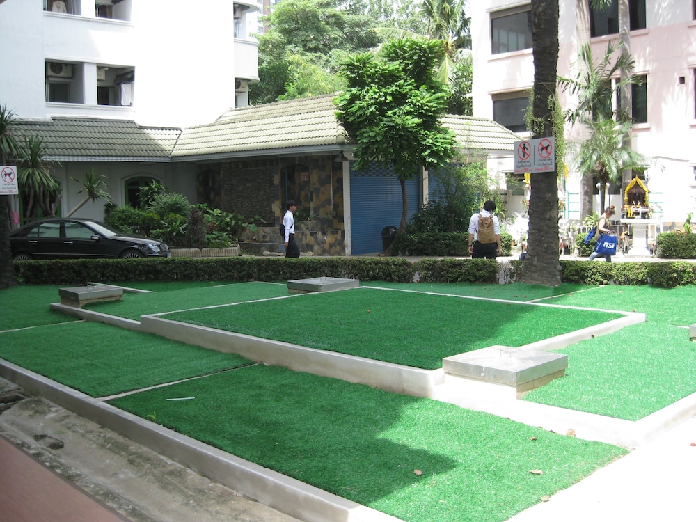 KOMOL RESIDENCE BANGKOK 44/65