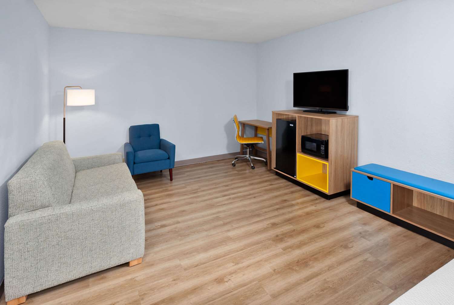 Days Inn & Suites by Wyndham Siler City 10/20