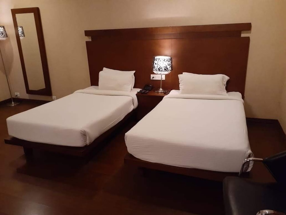 Hotel MD's Continental 22/42