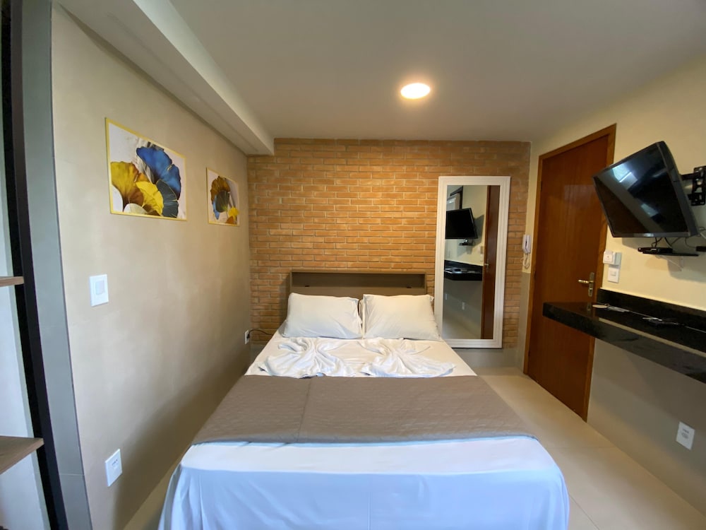 Casa Encantada Hotel & Suites 18/59