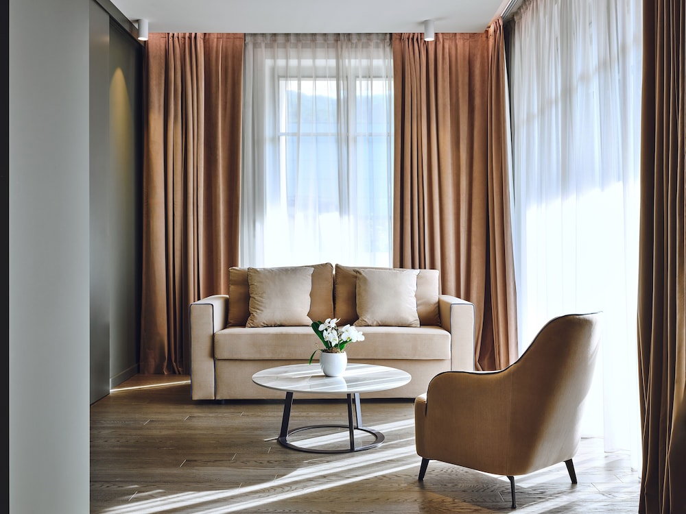 Boutique Hotel Stresa 30/48