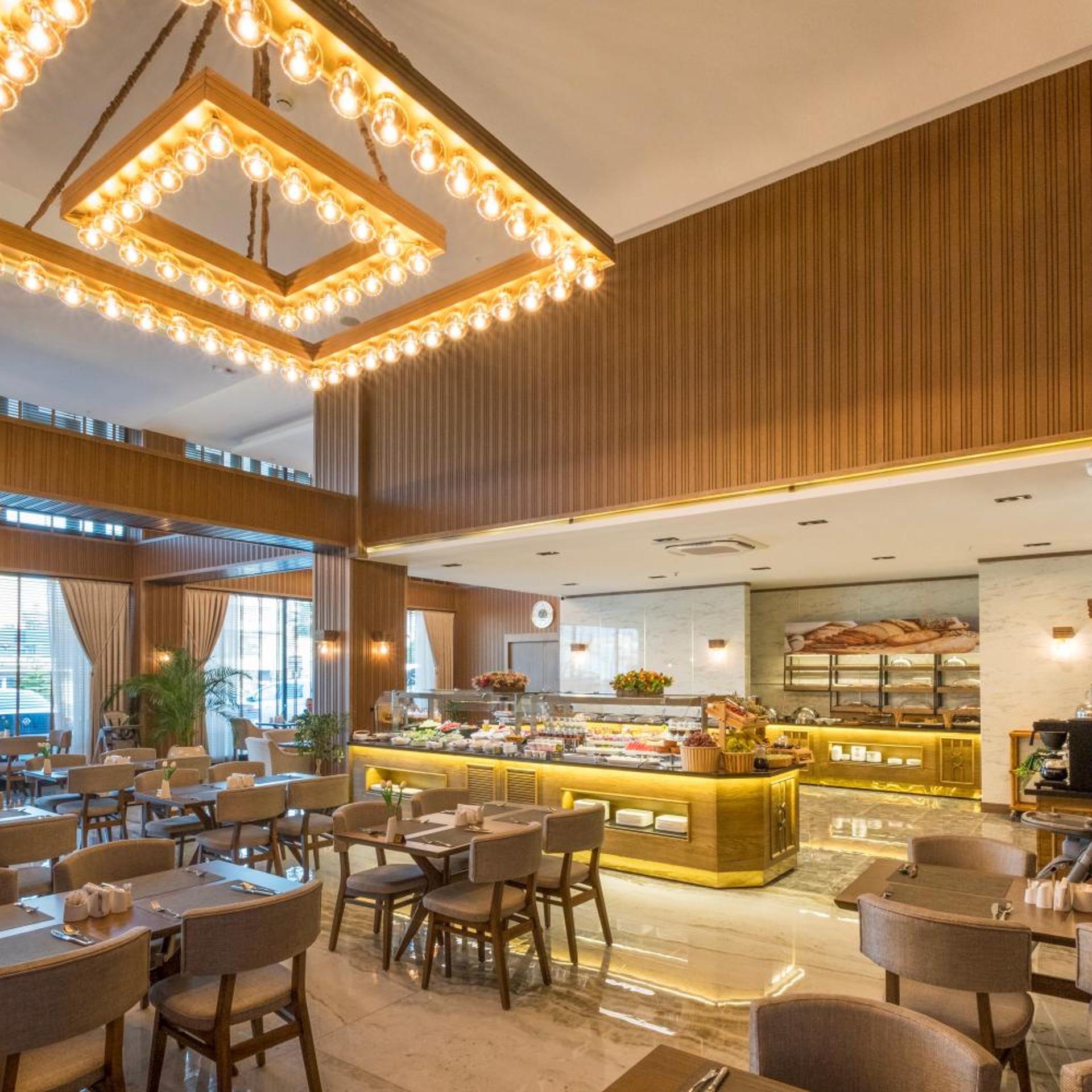 Park Dedeman Mersin Marina 34/50