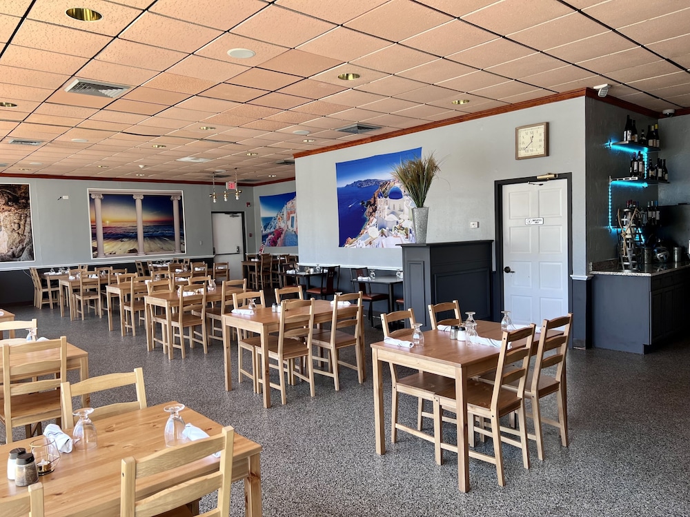 Falmouth Inn 48/65