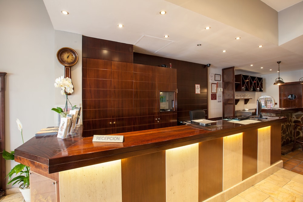 Don Paco Hotel 9/30