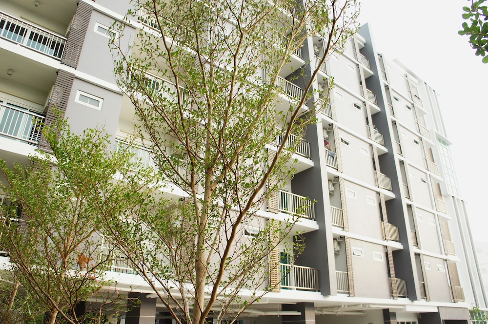 Wealth 30Th Apartment 6/41