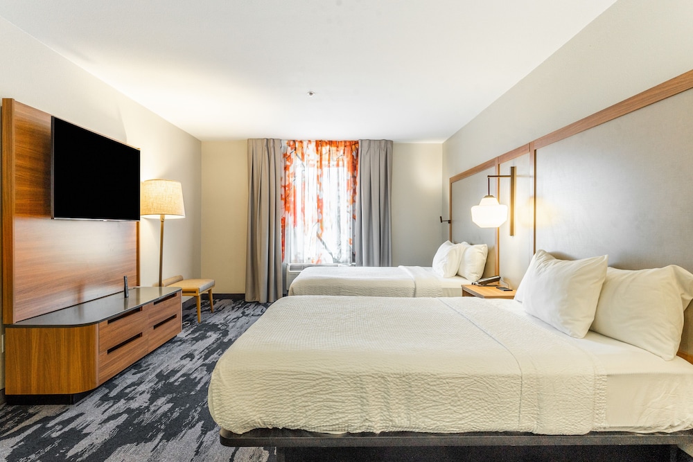 Fairfield Inn Suites Rancho Cordova 5/19