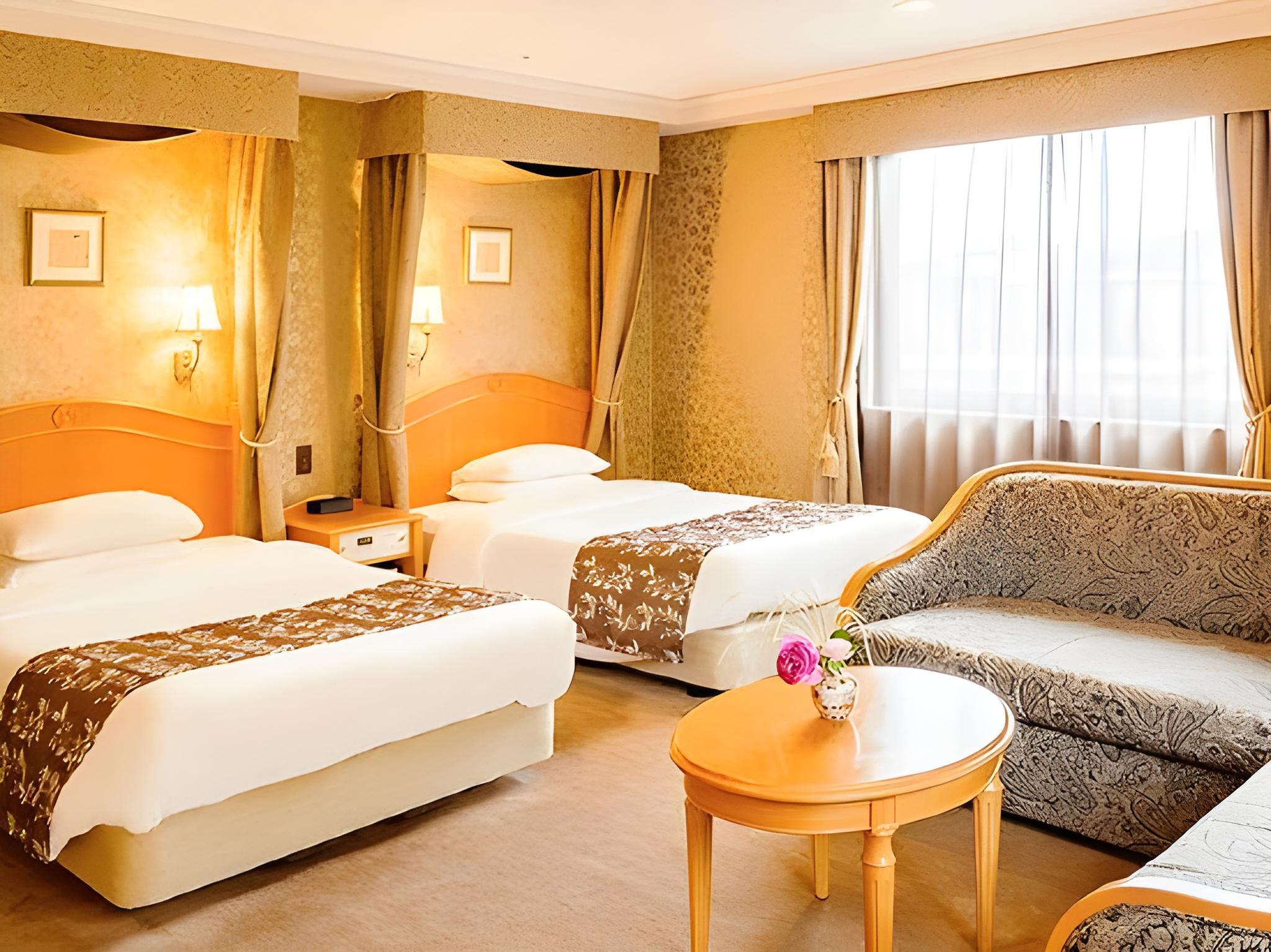 Romantic, Luxury, Twin Beds
