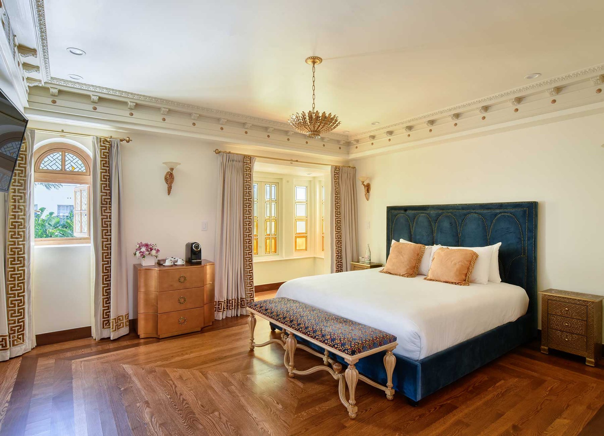 THE VILLA CASA CASUARINA 12/61