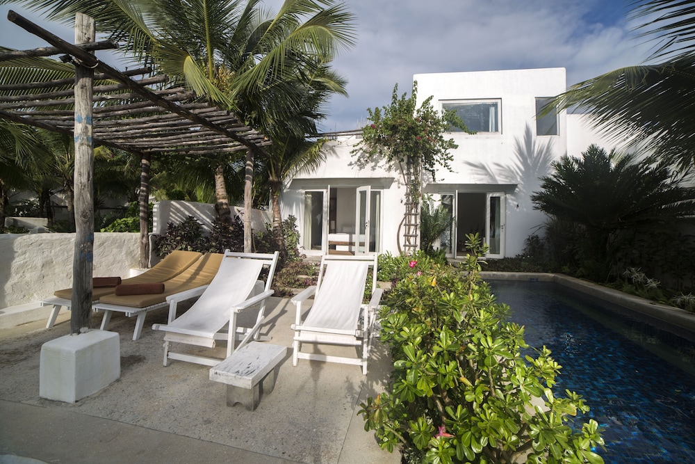 The Aiyana Resort and Spa 37/50