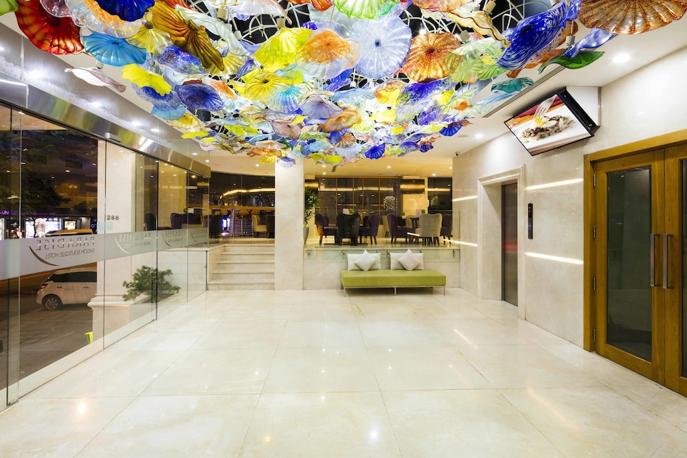 Paradise Saigon Boutique Hotel 5/50