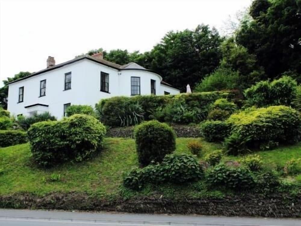 Laston House 41/50