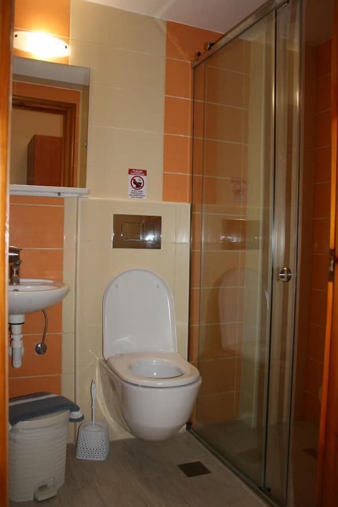 Metaxa Hotel 21/23